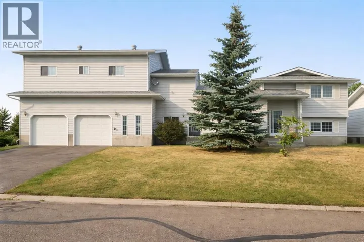 702 10 Avenue, Wainwright, Alberta T9W1B8