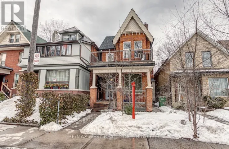 4 - 299 PACIFIC AVENUE, Toronto (Junction Area), Ontario M6P2P8