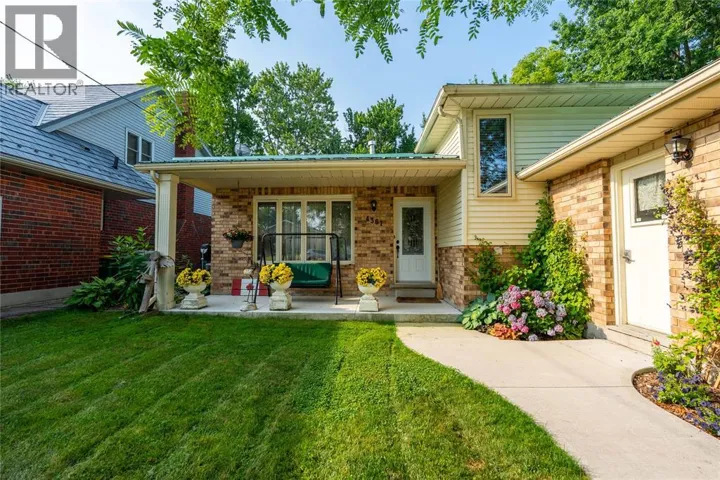 4361 THIRD STREET, Petrolia, Ontario N0N1R0