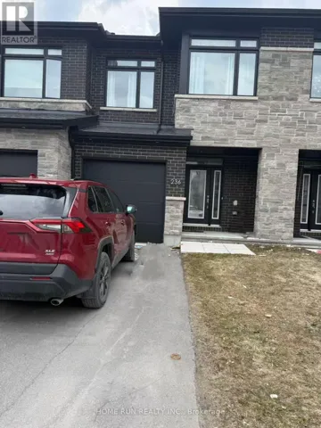 236 SHEAF ROW N, Ottawa, Ontario K2S2V3