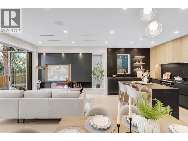 1 2764 W 14TH AVENUE, Vancouver, British Columbia V6K2X2