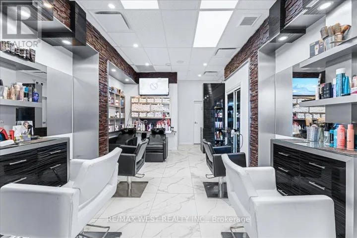 A8 - 9610 YONGE ST STREET, Richmond Hill (North Richvale), Ontario L4C1V6