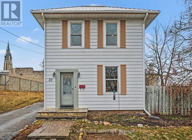 39 CRAIG STREET, Perth, Ontario K7H1Y1