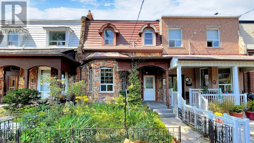 MAIN - 66 GLADSTONE AVENUE, Toronto (Little Portugal), Ontario M6J3K8