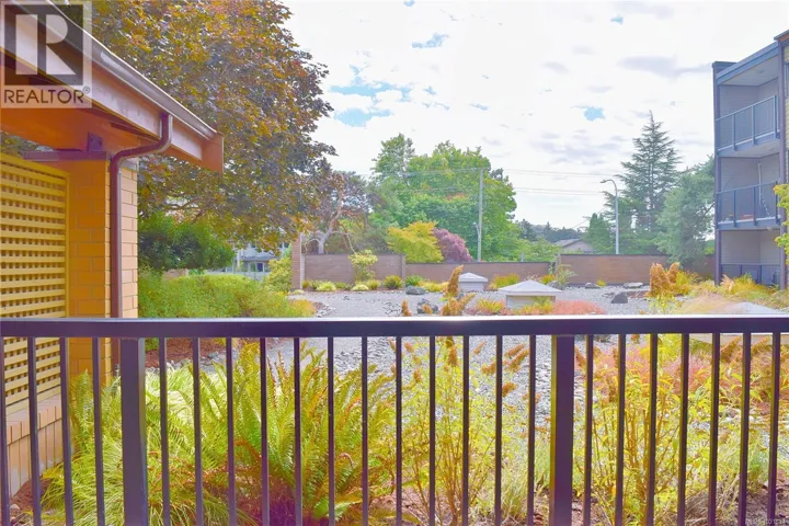 101 1870 McKenzie Ave, Saanich, British Columbia V8N4X3