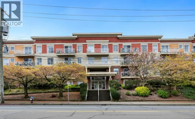 108 1371 Hillside Ave, Victoria, British Columbia V8T2B3