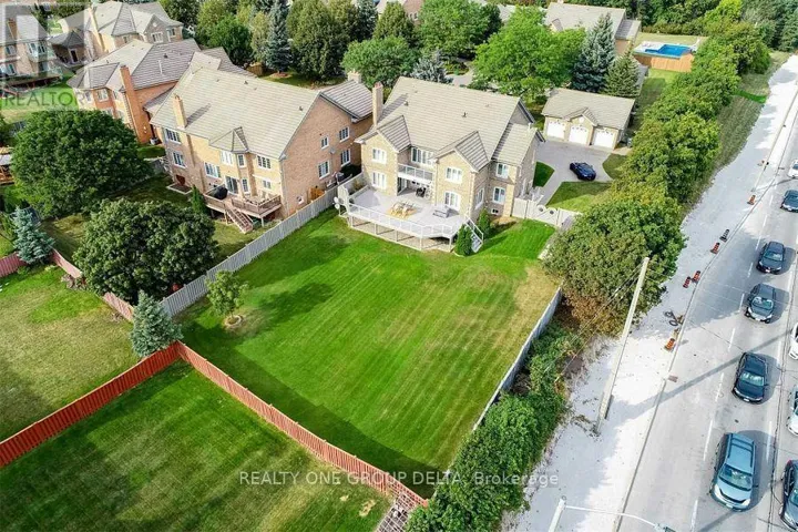 1918 ROYAL CREDIT BOULEVARD, Mississauga (Central Erin Mills), Ontario L5M4Y1