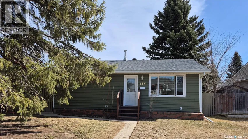 125 4th AVENUE SE, Swift Current, Saskatchewan S9H3L3