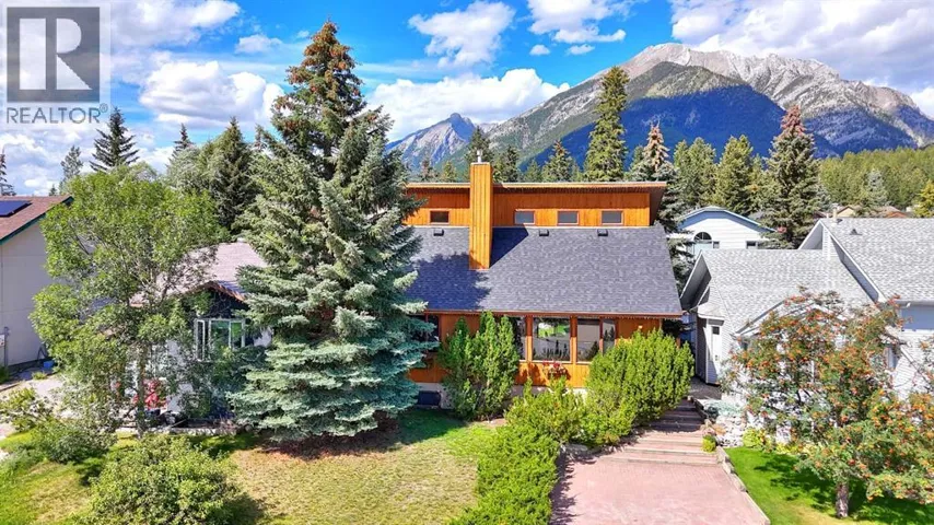 226 Lady MacDonald Drive, Canmore, Alberta T1W1H3
