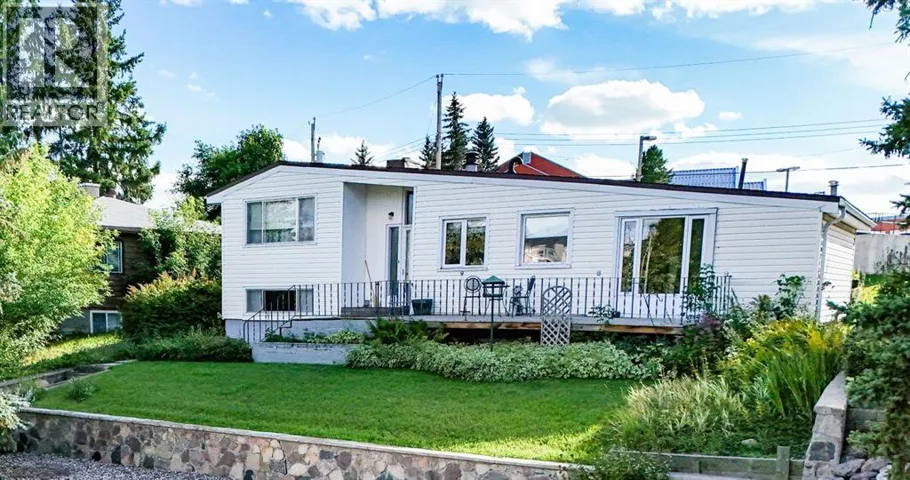 4612 51A Street, Camrose, Alberta T4V1T3
