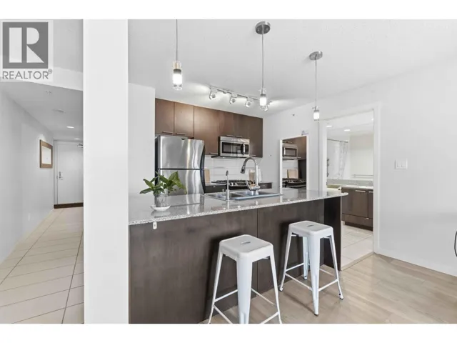 1612 5811 NO. 3 ROAD, Richmond, British Columbia V6X4L7