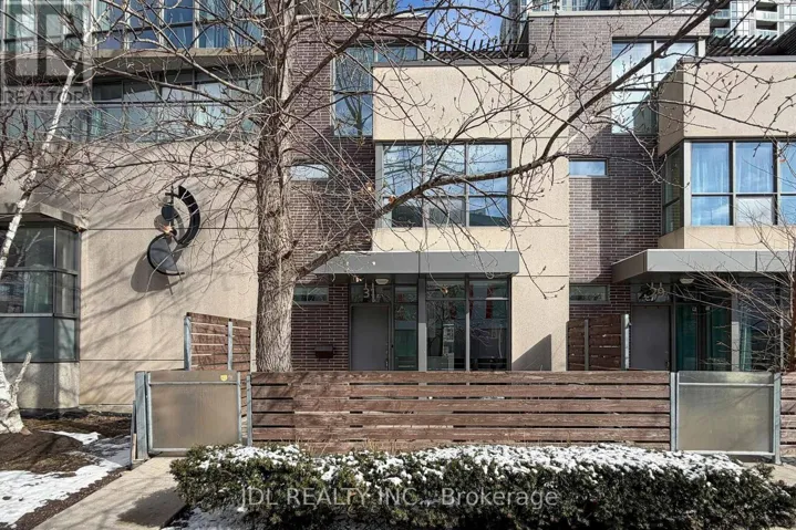 TH8 - 31 BRUNEL COURT, Toronto (Waterfront Communities), Ontario M5V3Y2