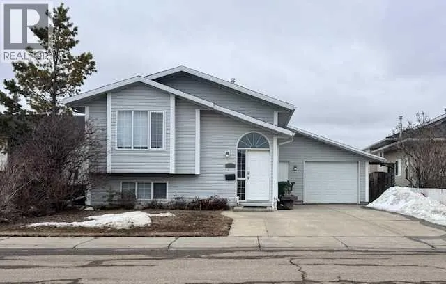 2609 42 AvenueClose, Lloydminster, Saskatchewan S9V2B8