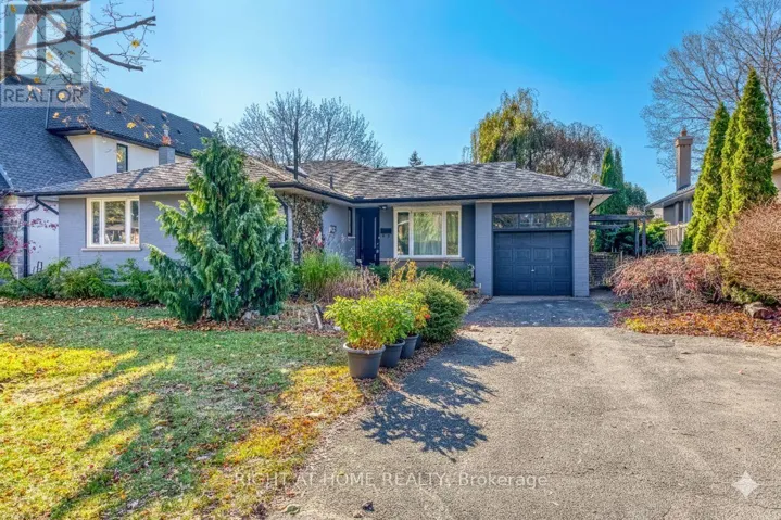 UPPER - UPPER 426 LEES LANE, Oakville (WO West), Ontario L6L4S7