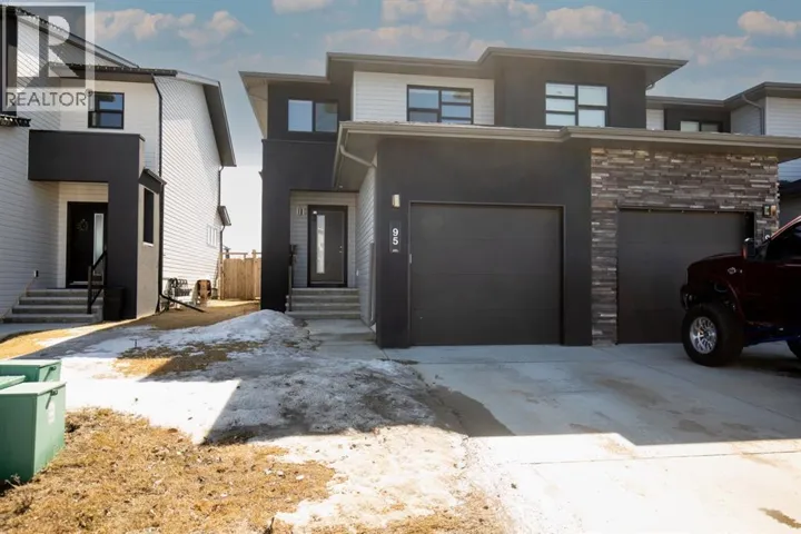 95 Palmer Circle, Blackfalds, Alberta T4M0N7