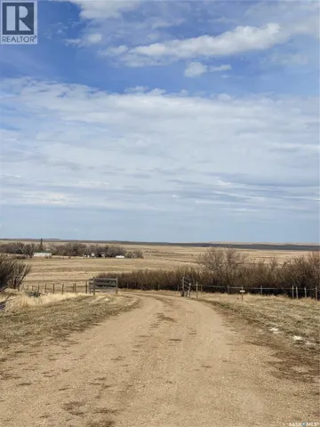 Mezzo Acreage Grid ROAD, Tompkins, Saskatchewan S0N2S0