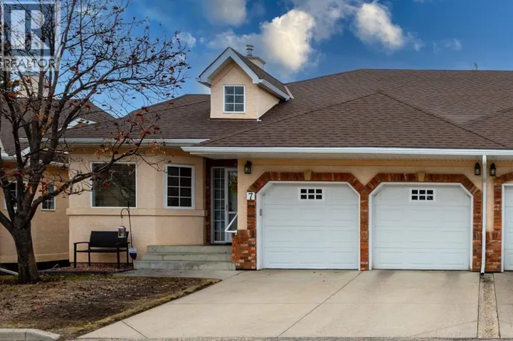 7, 6841 Coach Hill Road SW, Calgary, Alberta T3H3T9