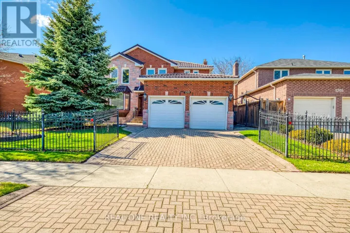 1201 CREEKSIDE DRIVE, Oakville (WC Wedgewood Creek), Ontario L6H4Y8