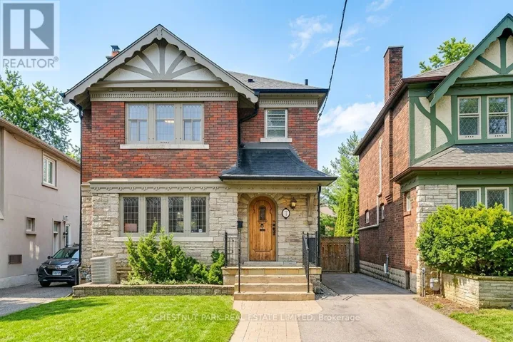 7 FLEMING CRESCENT, Toronto (Leaside), Ontario M4G2A9