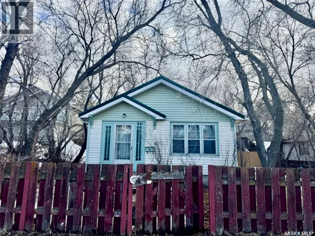 227 Fairchild AVENUE, Regina Beach, Saskatchewan S0G4C0