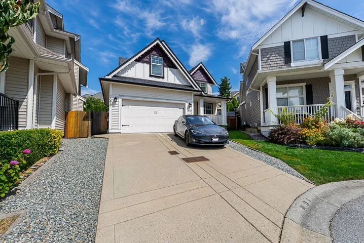 7078 179 STREET, Surrey, British Columbia V3S7A3
