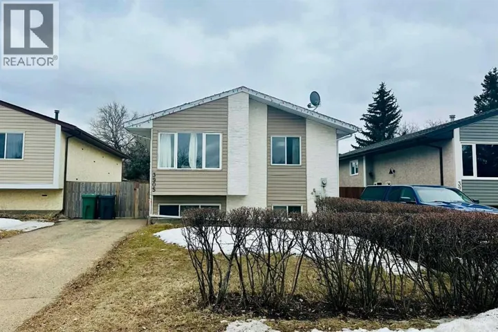 3905 52 Avenue, Ponoka, Alberta T4J1C8