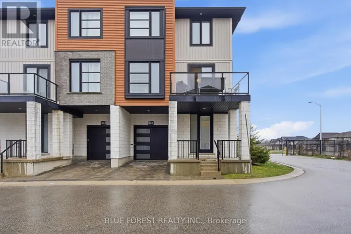 933 SARNIA ROAD, London North (North M), Ontario N6H0J7