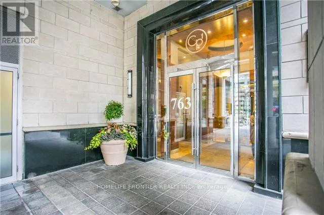 3004 - 763 BAY STREET, Toronto (Bay Street Corridor), Ontario M5G2R3