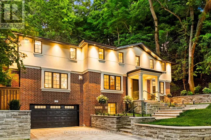 52 ROXBOROUGH DRIVE, Toronto (Rosedale-Moore Park), Ontario M4W1X1