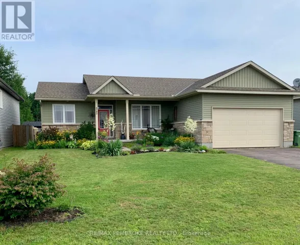 545 GARDNER CRESCENT, Petawawa, Ontario K8H0C4