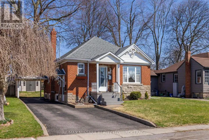 6469 BARKER STREET, Niagara Falls (Dorchester), Ontario L2G1Y6