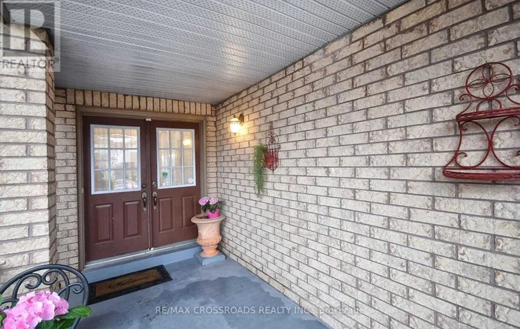 33 HOLLOWAY ROAD, Markham (Cedarwood), Ontario L3S4P2