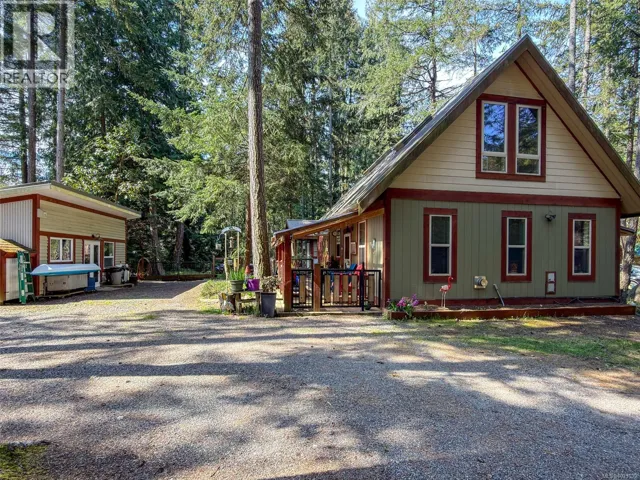 1211 Harrison Way, Gabriola Island, British Columbia V0R1X2