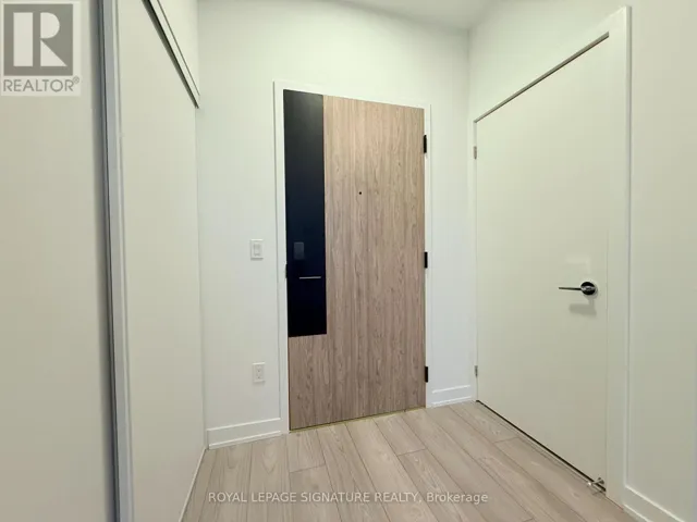 923 - 1007 THE QUEENSWAY, Toronto (Islington-City Centre West), Ontario M8Z6C7