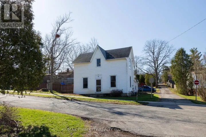 52 TEMPERANCE STREET W, Norfolk (Waterford), Ontario N0E1Y0