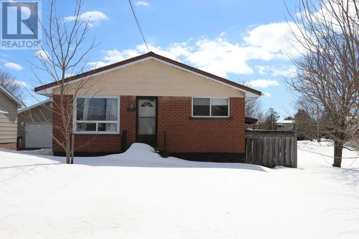 379 Chambers AVE, Sault Ste. Marie, Ontario P6A4W4