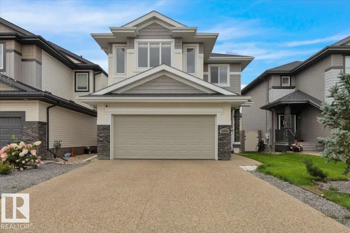 20517 98A AV NW, Edmonton, Alberta T5T4V8