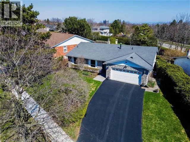 1233 HAVENDALE Boulevard, Burlington, Ontario L7P3S1