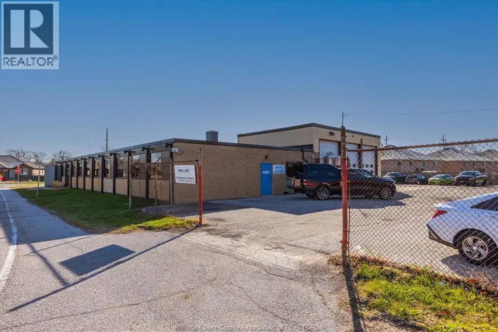 2545 PILLETTE ROAD, Windsor, Ontario N8T1P9