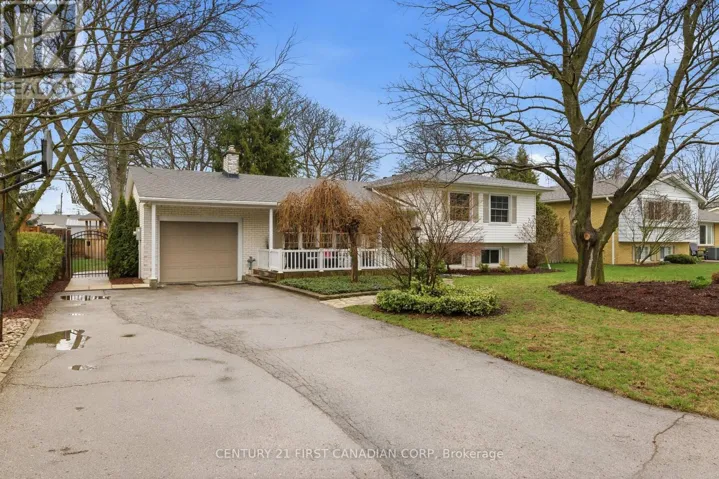 16 GUSTIN AVENUE, London South (South V), Ontario N6P1C2