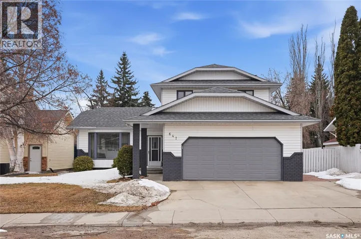 647 Whiteswan DRIVE, Saskatoon, Saskatchewan S7K8A2