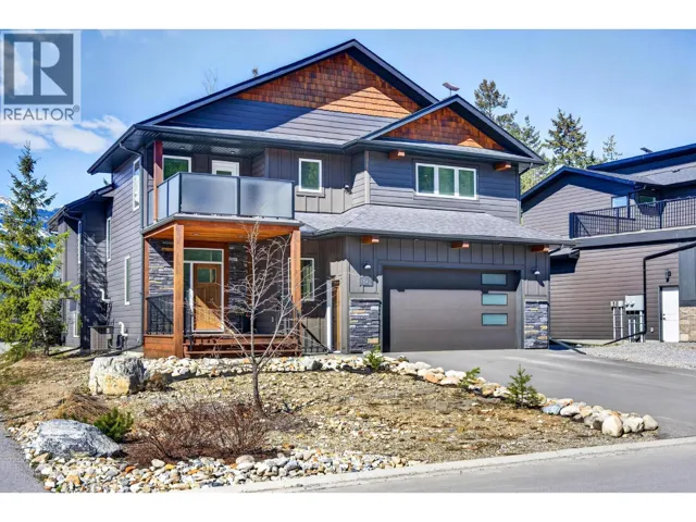 1542 Cedar Street, Golden, British Columbia V0A1H6