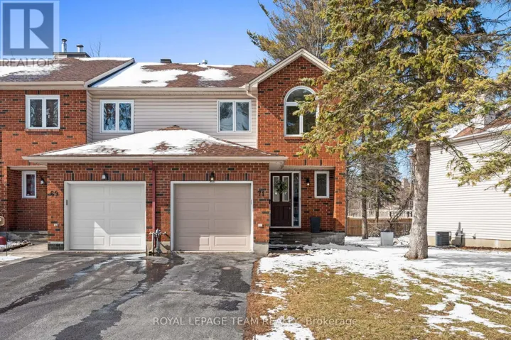 71 FURLONG CRESCENT, Ottawa, Ontario K2M2H9