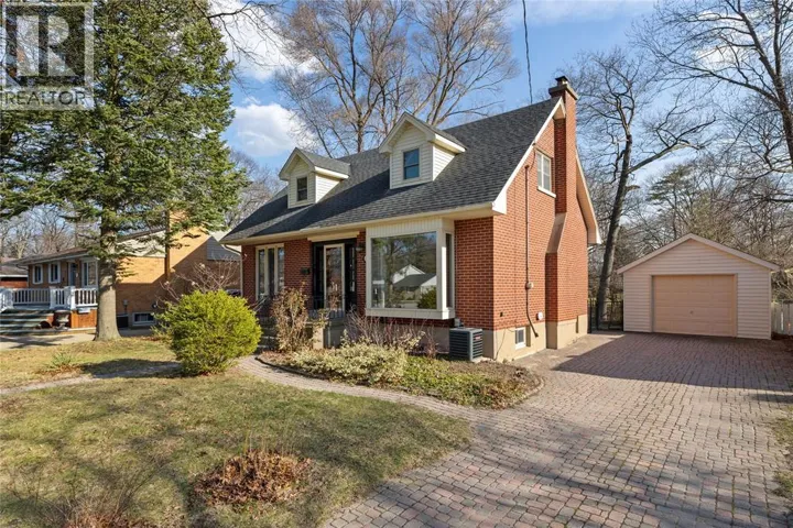 871 Lakeshore ROAD, Sarnia, Ontario N7V2V1