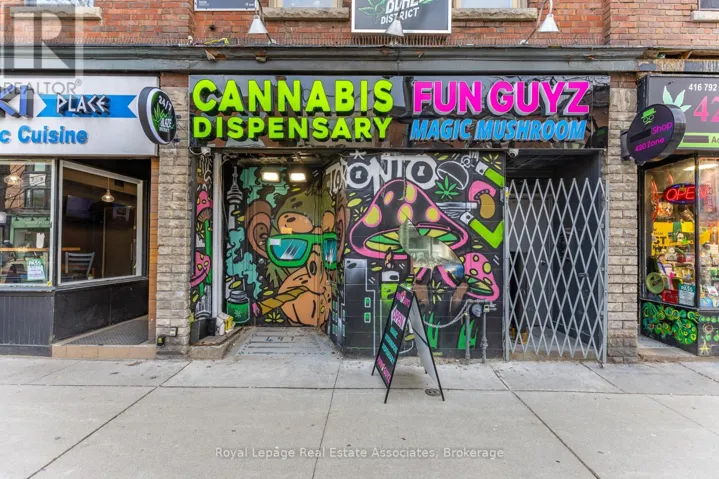 MAIN - 497 BLOOR STREET W, Toronto (University), Ontario M5S1Y2