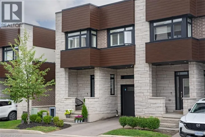 35 MIDHURST Heights Unit# 22, Stoney Creek, Ontario L8J0K9