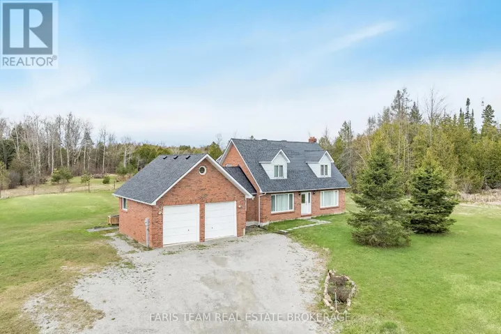 2104 NEWTON STREET, Tay, Ontario L0K2A0