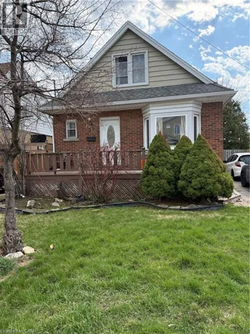 39 EAST 36TH Street, Hamilton, Ontario L8V3Y8