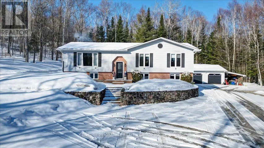 237 CLARK LAKE ROAD, Bancroft (Dungannon Ward), Ontario K0L1C0