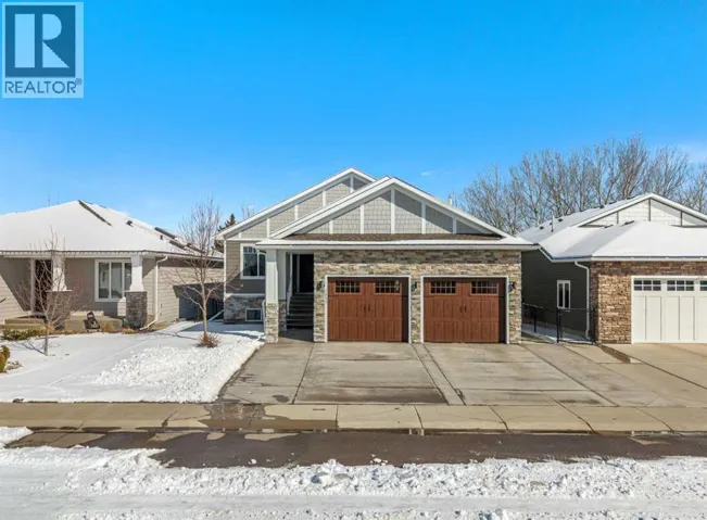 1205 Hillcrest Manor Estate, Strathmore, Alberta T1P0B9